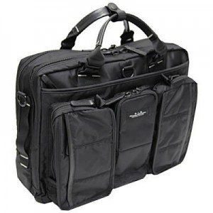 ３wayで機能充実のレインカバー付き　その上、老眼の味方!って?